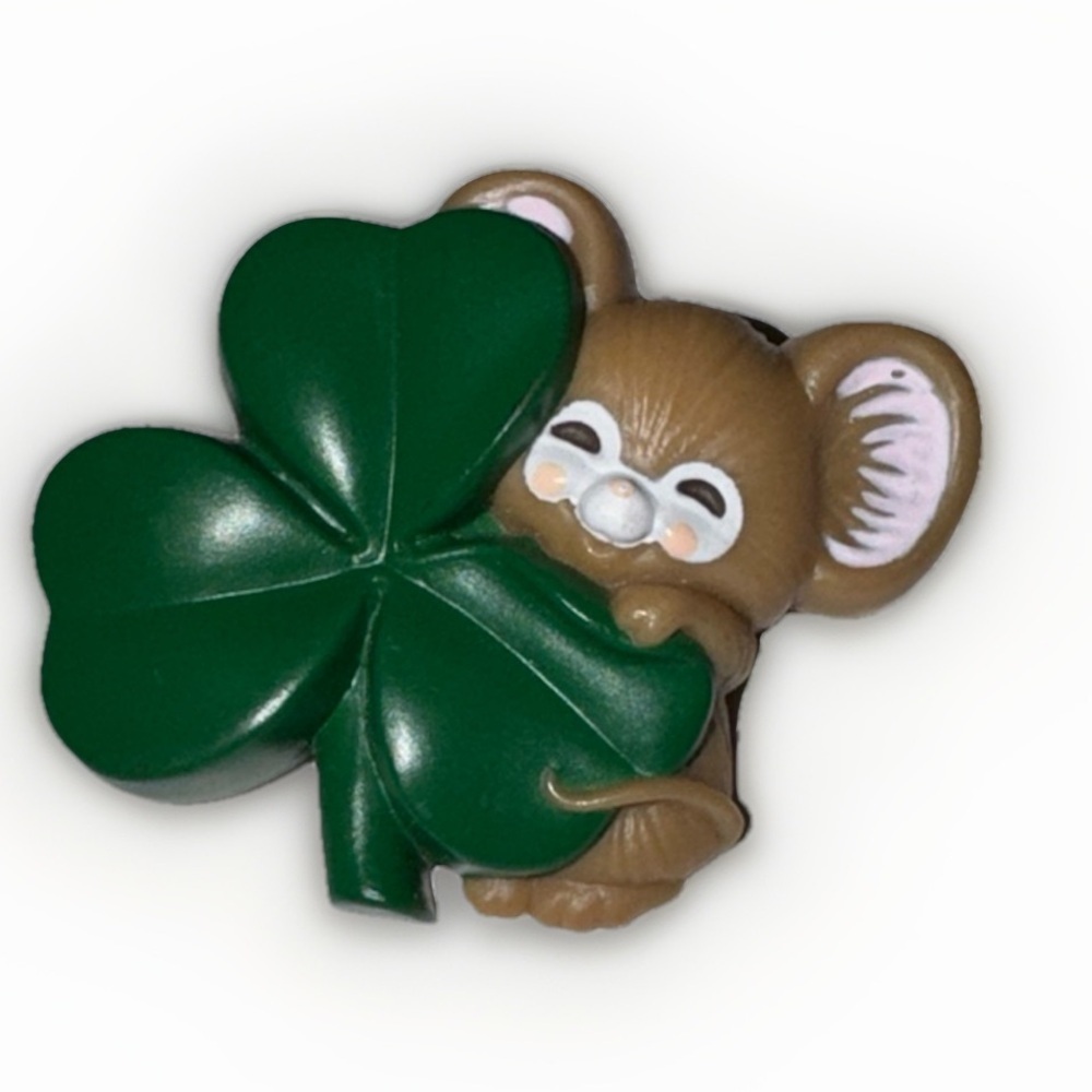 Vintage Hallmark St Patrick's Day Lapel Pin Mouse with Shamrock 1983